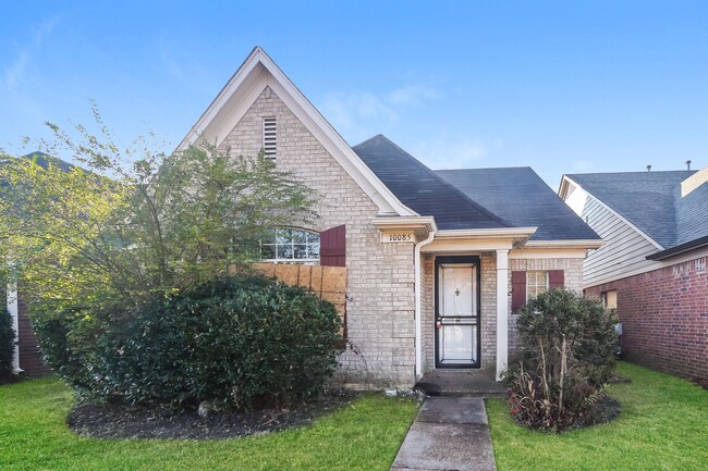 Building Photo - 10085 Woodland Hills Dr