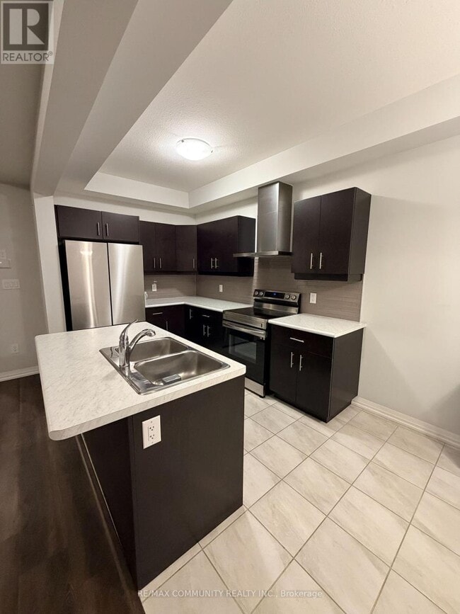 Building Photo - 86 Bur Oak Dr