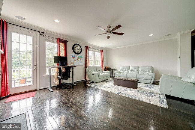 Building Photo - 21497 Willow Breeze Sq