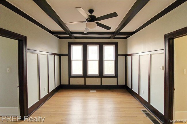 Foto del edificio - 9429 Brush St