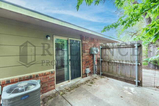 Foto del edificio - 4258 Newell St