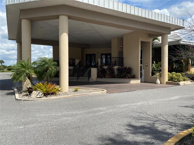 Building Photo - 3990 Atrium Dr