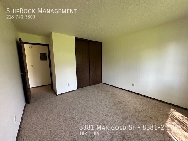 Foto del edificio - 8381 Marigold St