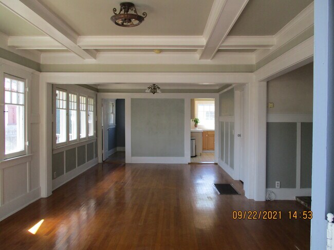 Foto del edificio - 207 N Kingsley Dr