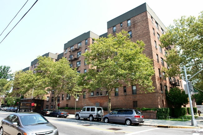 Building Photo - 3813 149th St