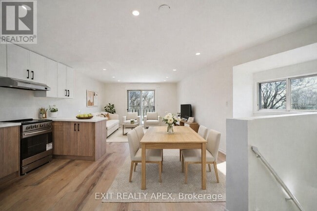 Building Photo - 343 Greenwood Ave