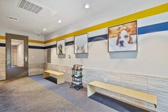 Building Photo - 1317 Post Oak Park Dr