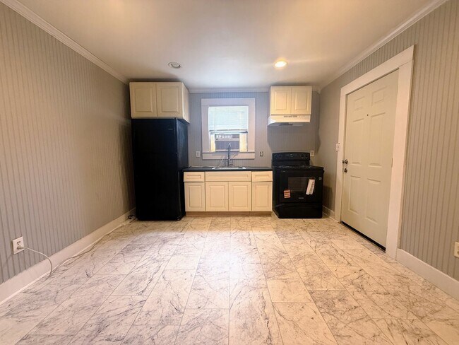 Foto del edificio - Downtown Living: 1 Bedroom Apartment