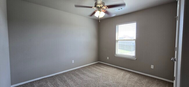 Foto del edificio - 5007 SW Fieldstone Blvd