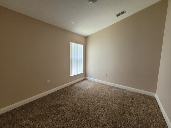 Building Photo - 124 Lancaster Dr