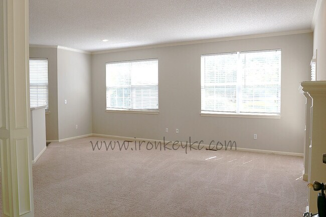 Building Photo - 9221 Boehm Dr