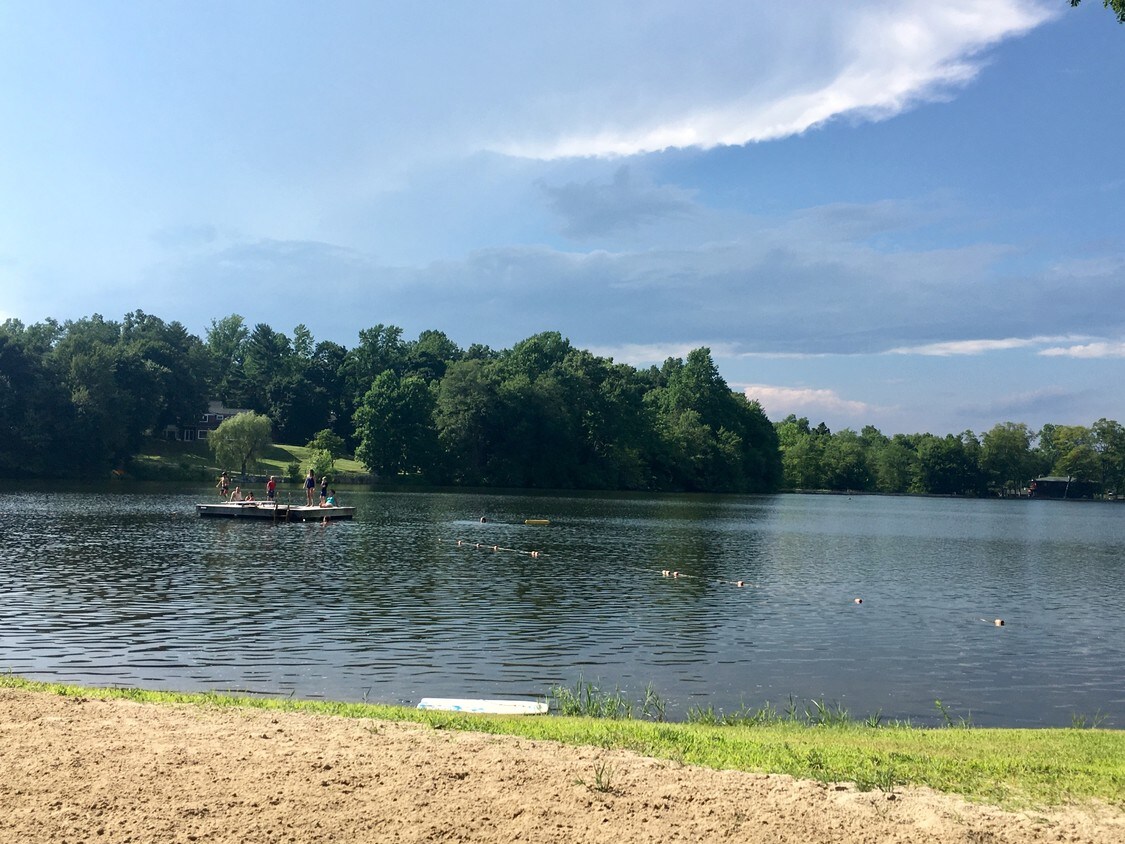 Stillwater Lake Rental Home - 169 Pinesbridge Rd