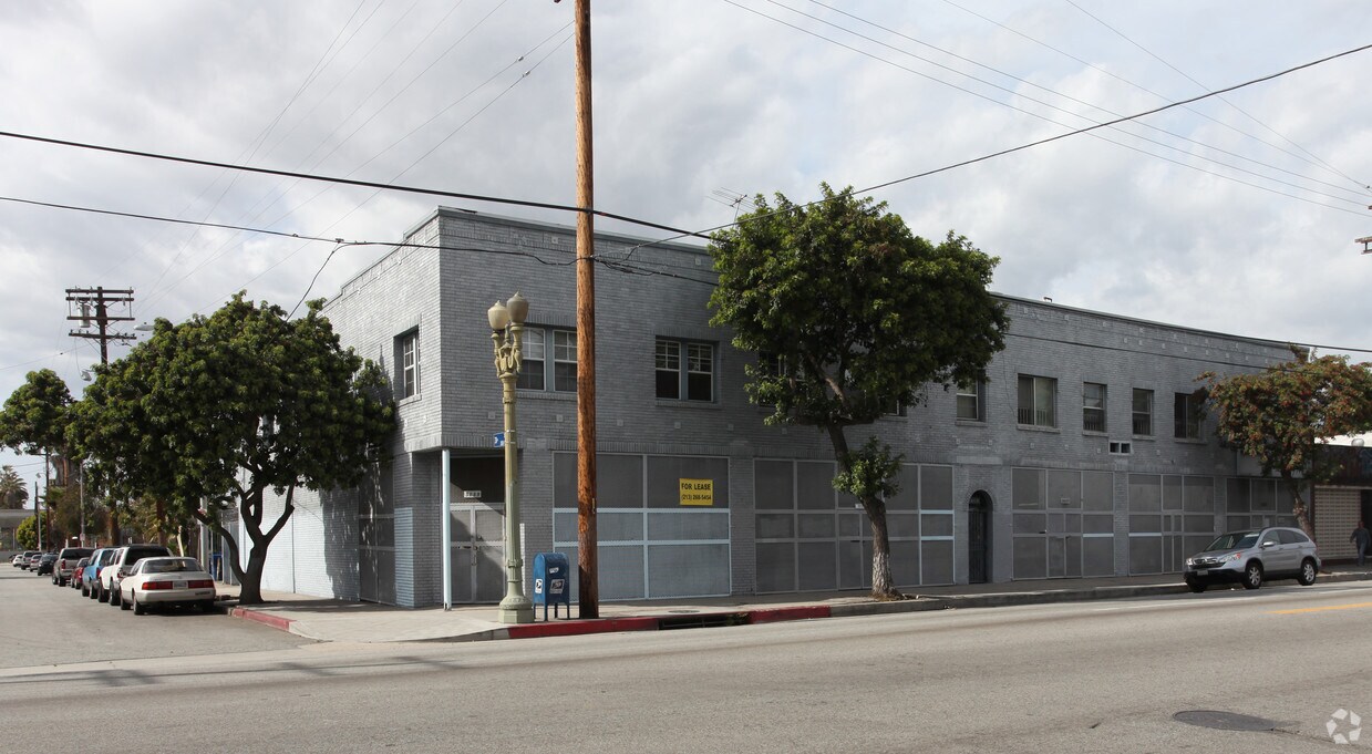 Foto principal - 3023-3035 S Grand Ave