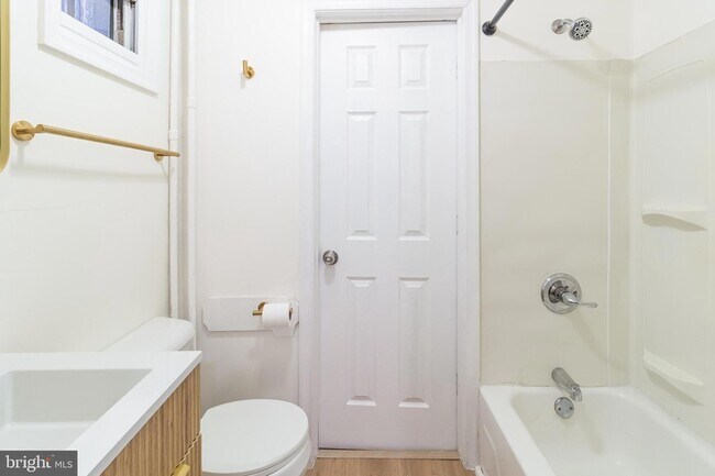 Photo - 427 N Preston Street Unit 1ST FLOOR Townhome