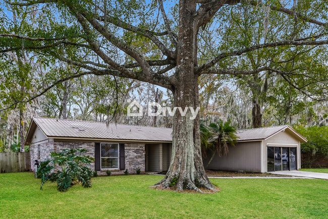Building Photo - 1413 DOLPHIN Street, ORANGE PARK, FL 32073