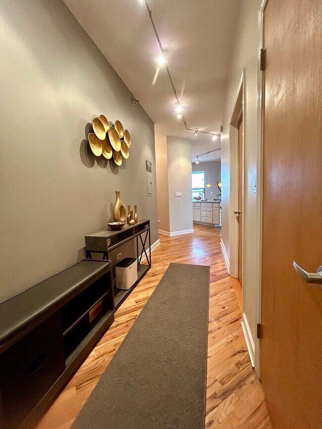 Foto del edificio - 41 E 8th St