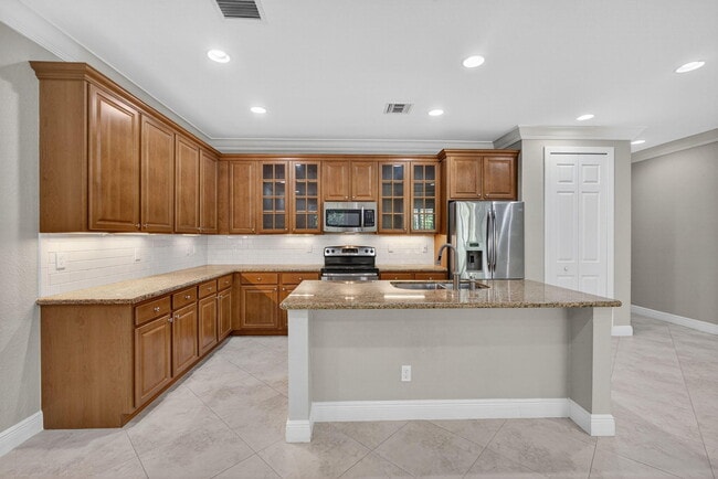 Building Photo - 4803 Cadiz Cir