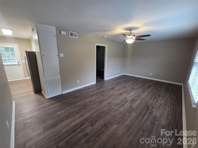 Foto del edificio - 525 12th St SW