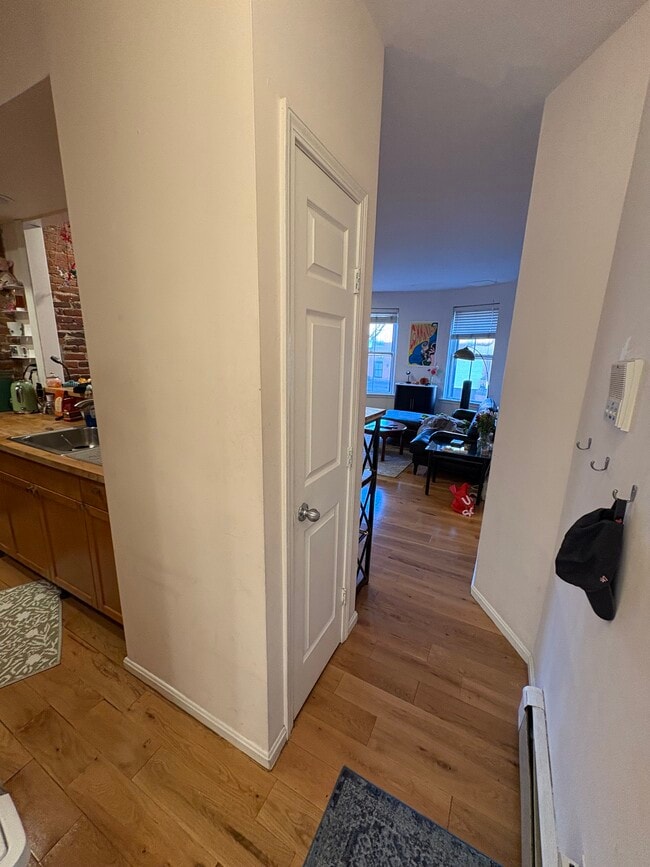 Building Photo - 204 Northampton St