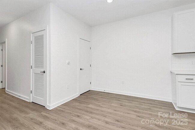 Building Photo - 1115 Seigle Ave
