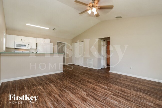 Foto del edificio - 2711 80th Ave E