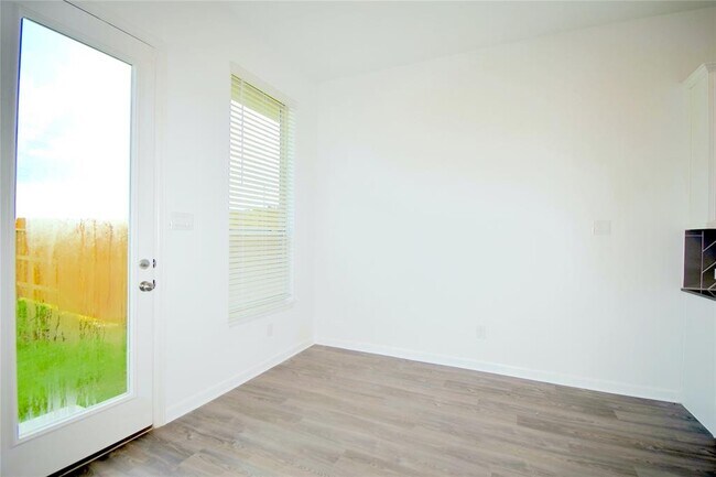Foto del edificio - 22630 Sutherland Bend Ln