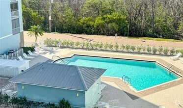 Building Photo - 6691 Estero Blvd