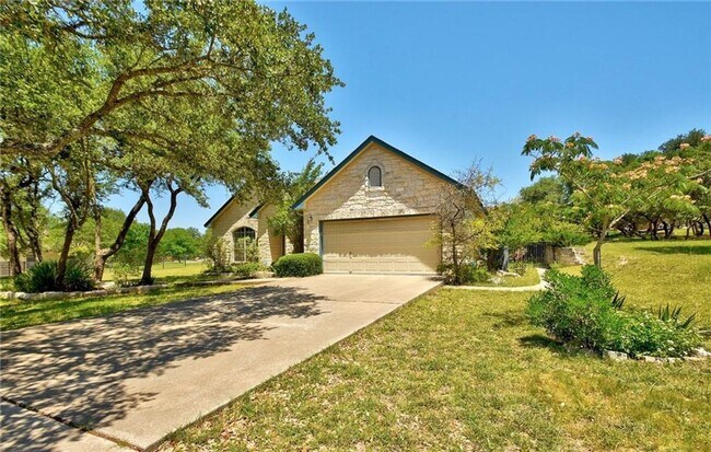 Building Photo - Lovely Four Bedroom Home in Dripping Sprin...