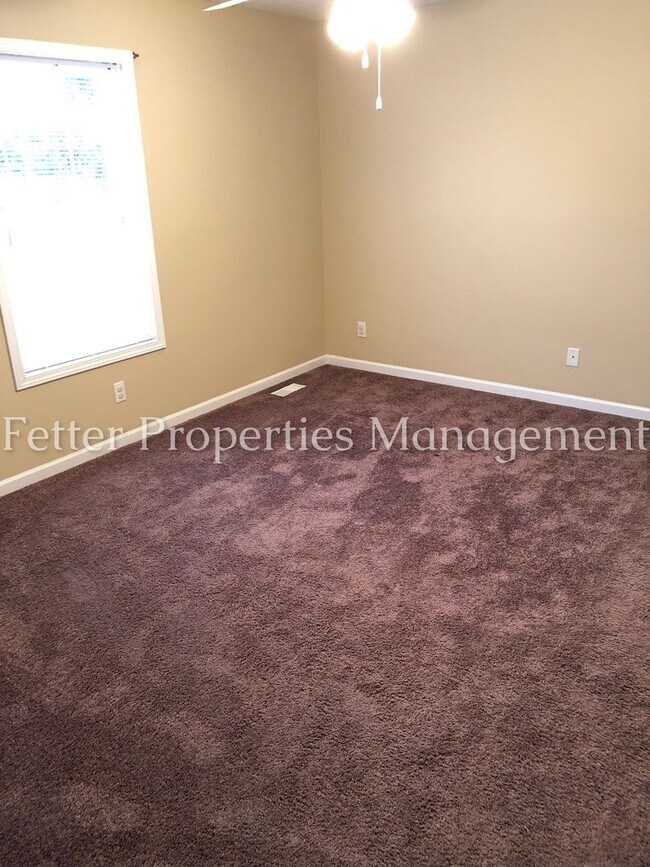 Foto del edificio - 3 Bedroom Newburgh Home!!