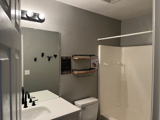 Foto del edificio - 2582 Oak Bluff Dr