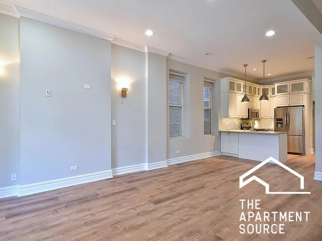 Building Photo - 1319 N Artesian Ave