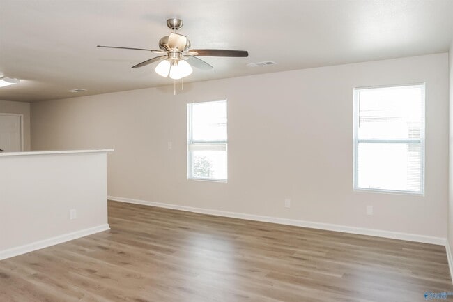 Building Photo - 16709 Wellhouse Dr
