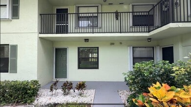 Building Photo - 901 Sabal Ridge Cir