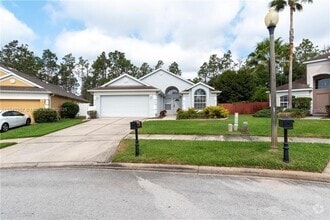 Building Photo - 502 Oxford Dr