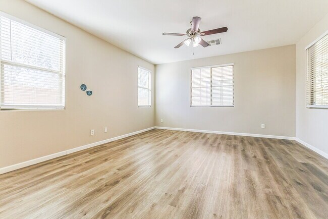 Foto del edificio - 3809 E Santa Fe Ln