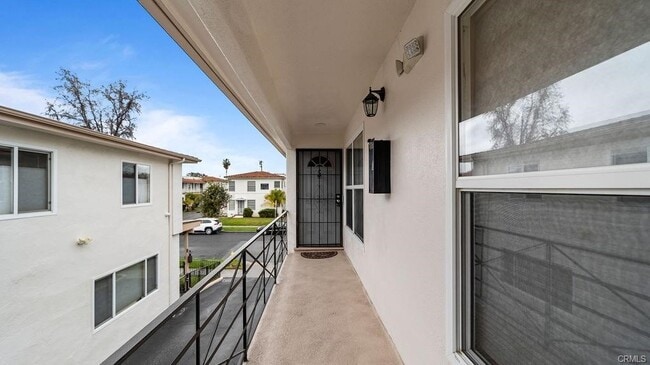 Foto del edificio - 107 N 1st St