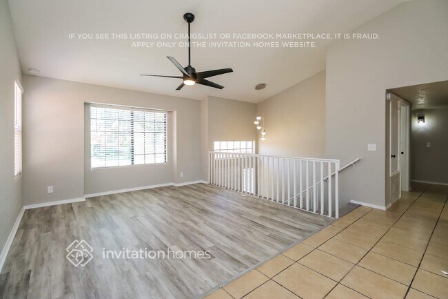 Foto del edificio - 1208 W Sand Hills Ct