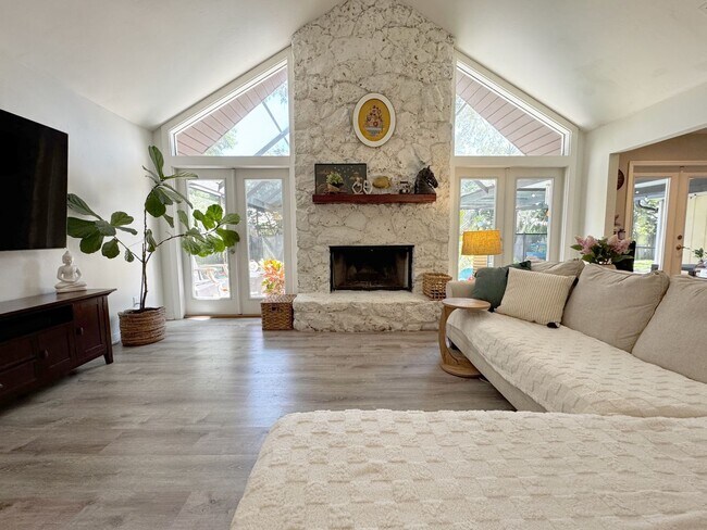 Foto del edificio - Serene Misty Hollow Pool Home