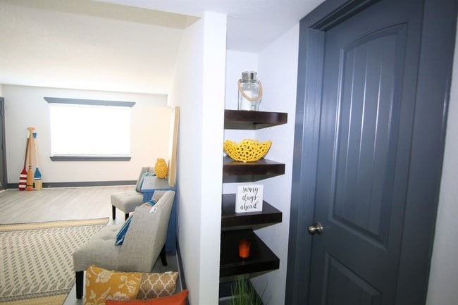 Building Photo - Seahaven Apartments