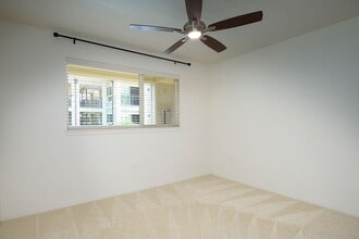 Building Photo - 455 Kailua Rd