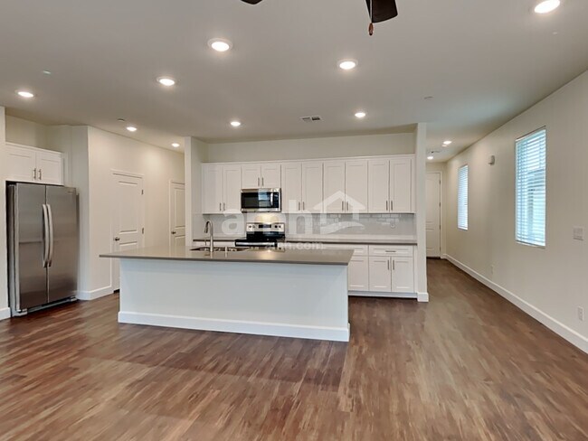 Building Photo - 294 Austin Bellerose Pl