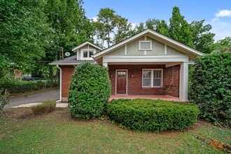 Building Photo - 1710 Gale Ln
