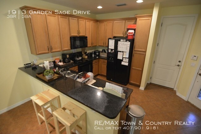 Building Photo - Oviedo Rental Townhome