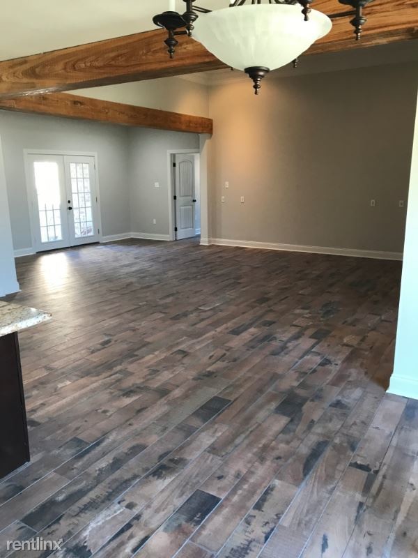 Building Photo - 3 br, 2.5 bath House - 1517 River Run Dr