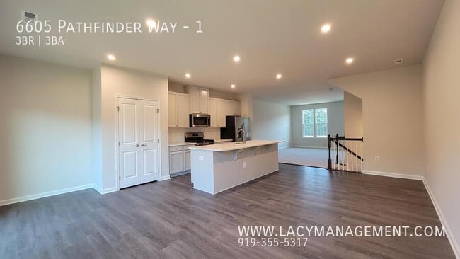 Foto del edificio - 6605 Pathfinder Wy
