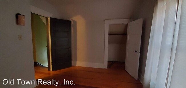 Foto del edificio - 2 br, 1.5 bath House - 931 Lutz