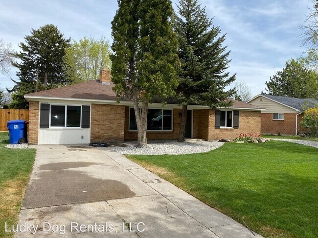 Building Photo - 4 br, 2 bath House - 1805 Dorian Dr