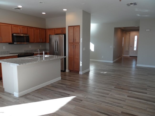 Building Photo - 10331 W Carlota Ln