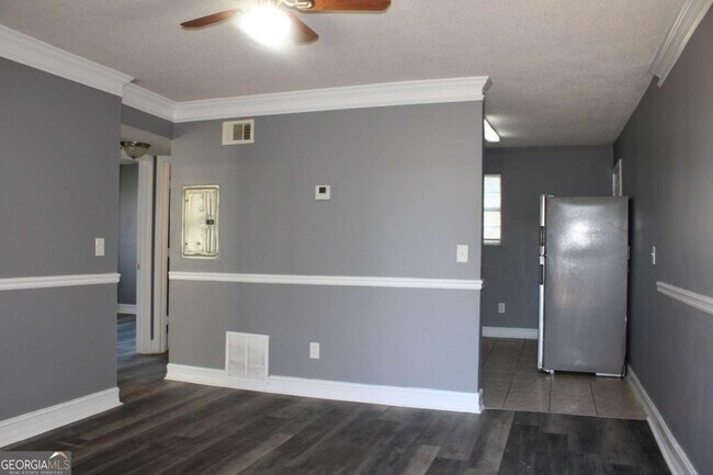 Foto del edificio - 884 Neal St NW