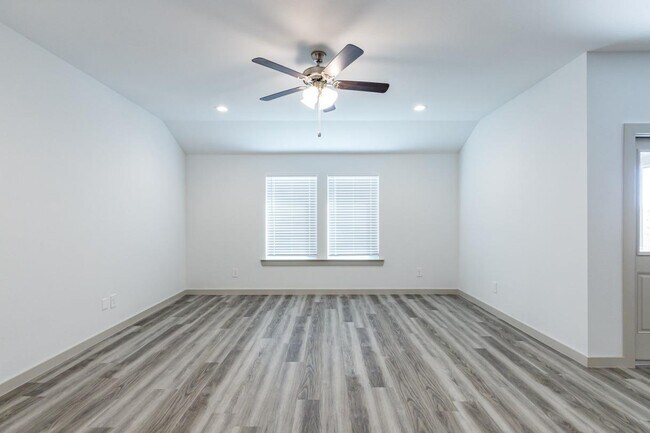 Foto del edificio - 7729 92nd St
